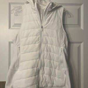 LuLuLemon Another Mile White Vest w/Detachable hood